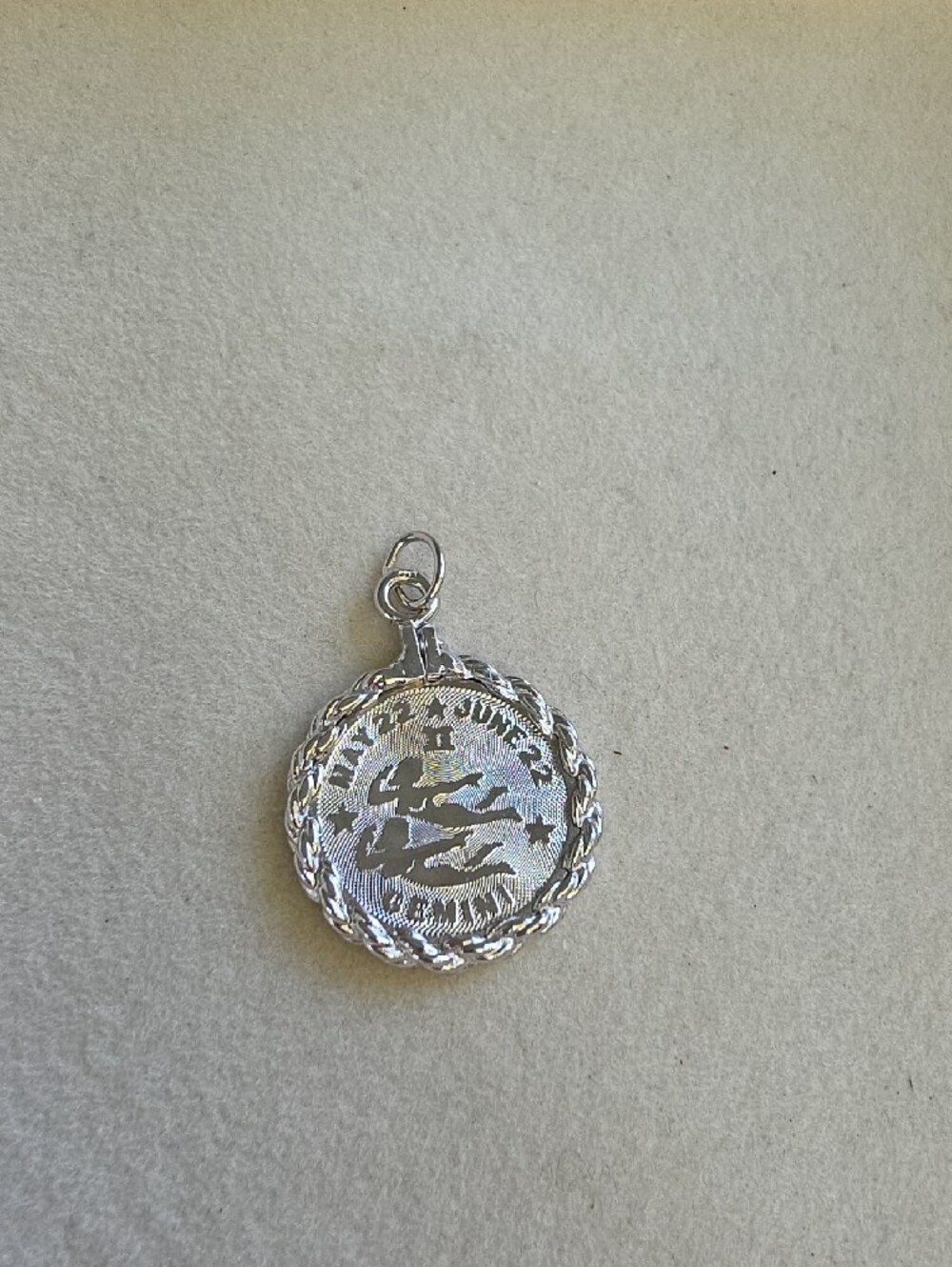 Sterling Silver Gemini Zodiac Pendant - June 22
